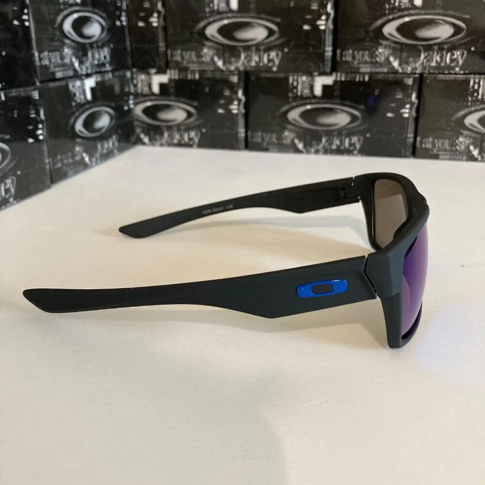 Oakley Two Face Sapphire Iridium Sunglasses - Picture 5 of 9